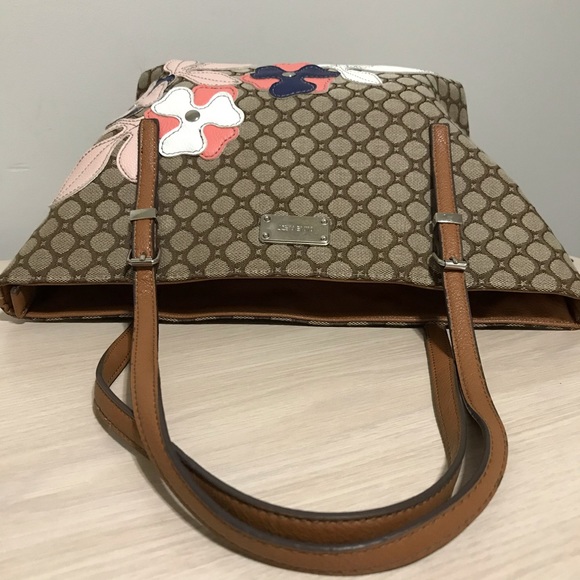 NINE WEST small tote 🌹 - Picture 4 of 15
